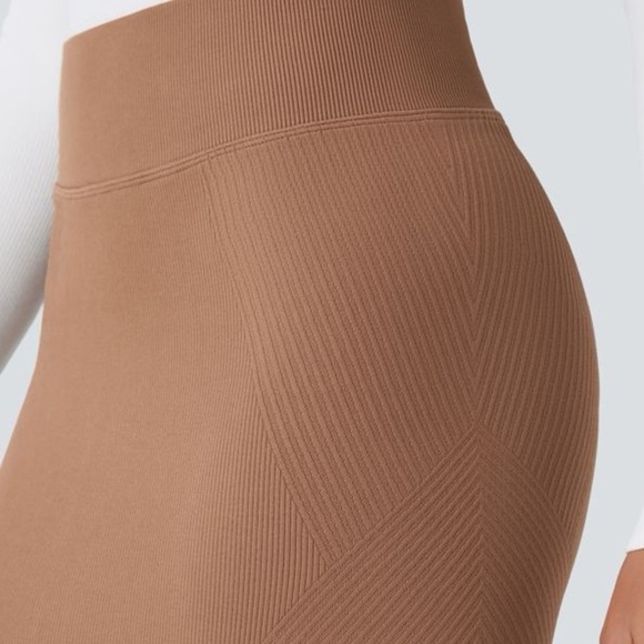 Halara Seamless High Waisted Tummy Control Built-in Shaping Shorts Skirt large - Picture 3 of 3